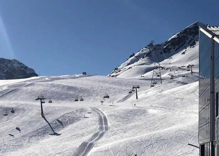 Wonderful 3bdr With Fantastic View Apartment *